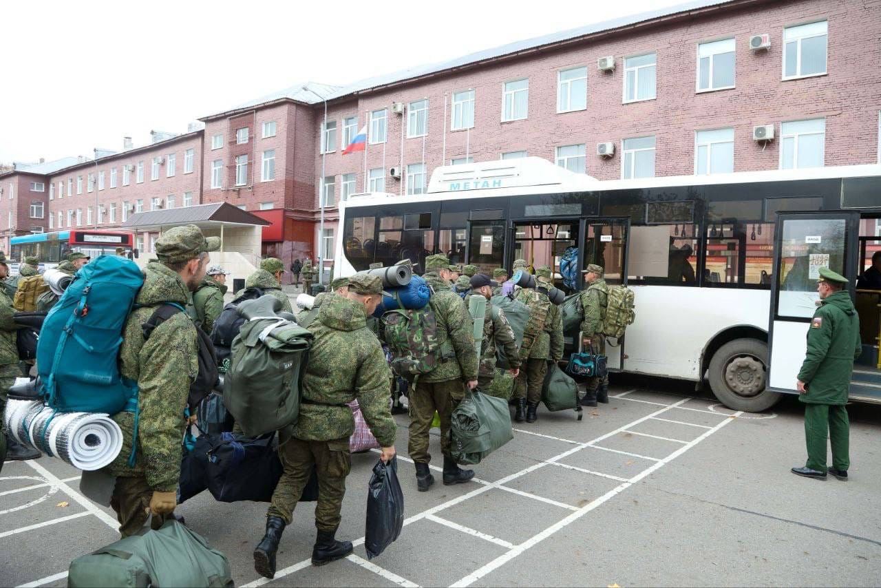 Готовят новую мобилизацию. Военные сборы Пенза. Мобилизация картинки. Мобилизация на Украине. Военная мобилизация.