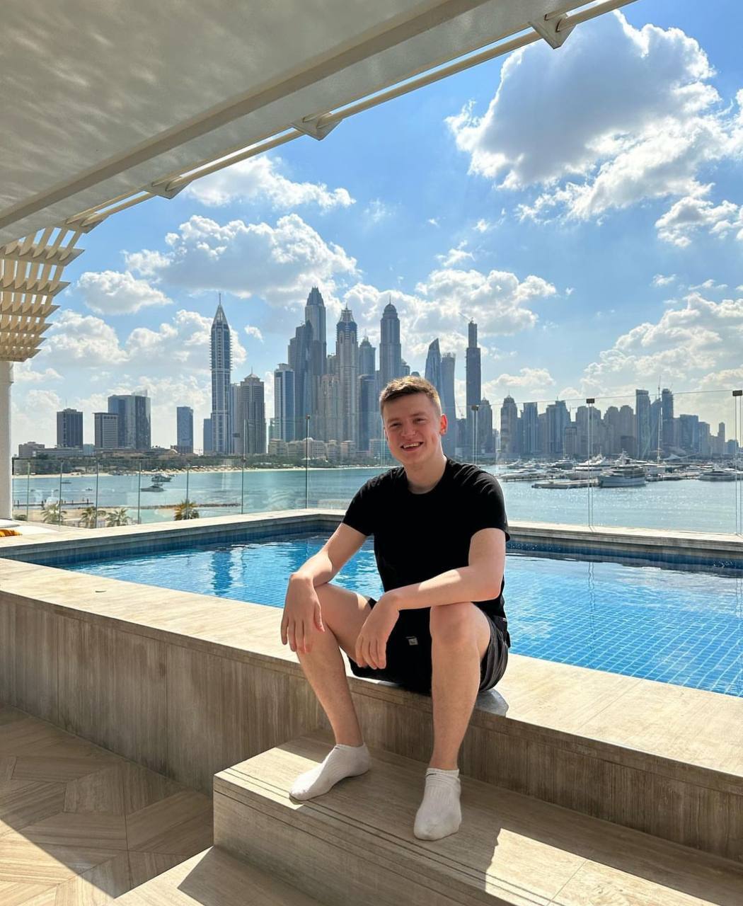 прическа мелстроя. меллстрой показал шляпу. меллстрой показал шляпу. Mellstroy вика радуль. Mellstroy цурим.