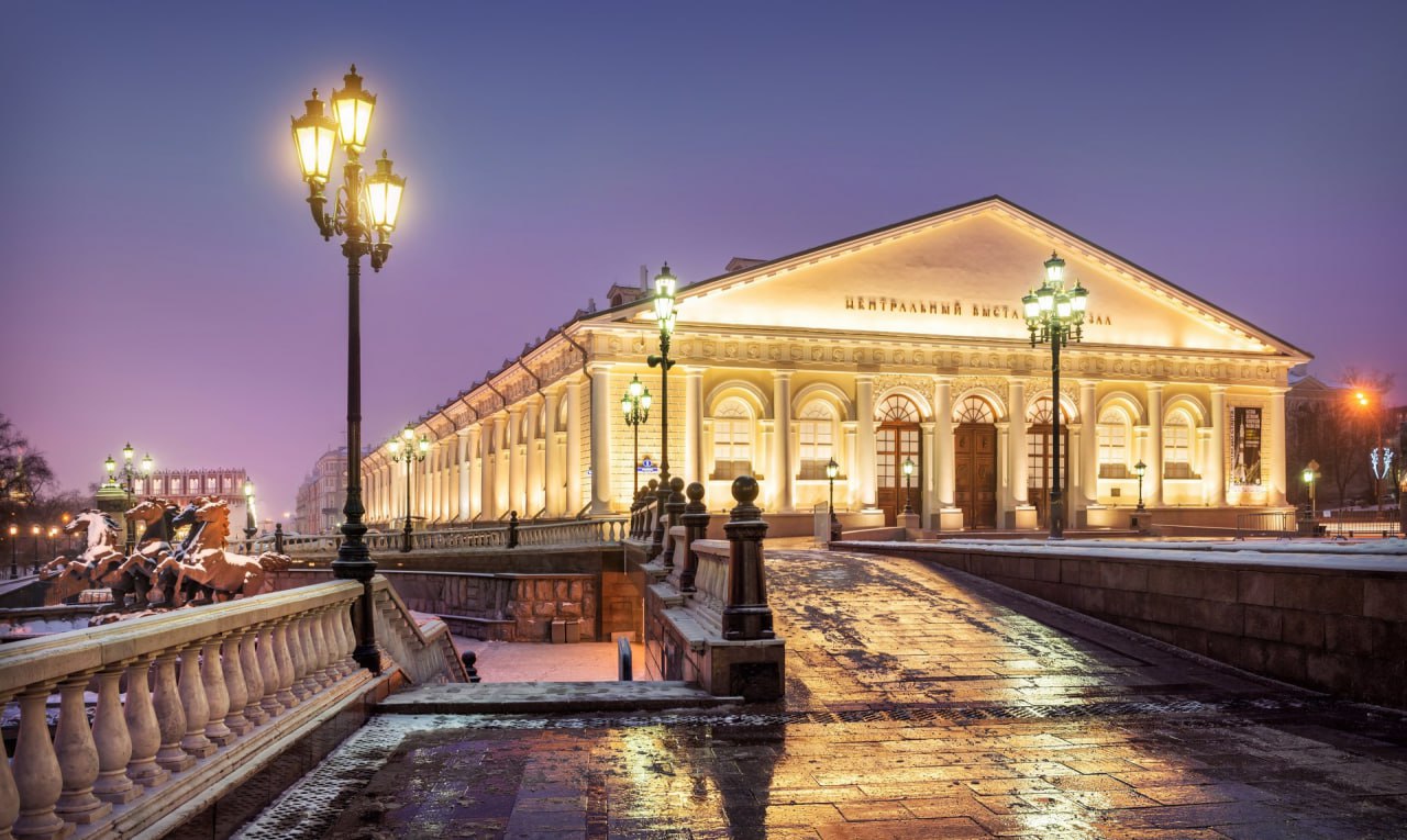 Манеж в москве архитектор. Этот город мой манеж. Этот город мой манеж. Манеж в москве архитектор. Московский манеж бове.